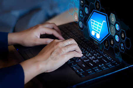 虚拟购物新视界 卡通风格数字手写墙上的互联网购物体验